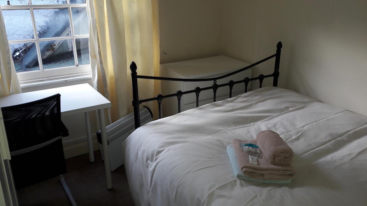 High Street Serviced Apartment Rochester  Luaran gambar